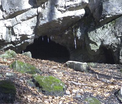 Die Hohlley - eine R�uberh�hle?